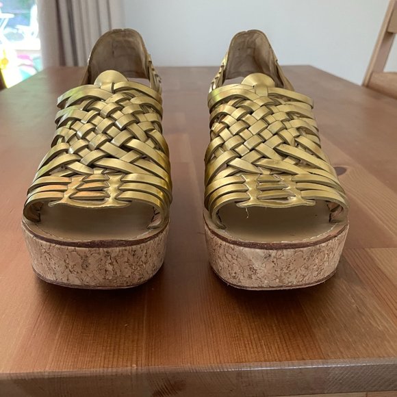 Like New Beautiful Tory Burch Gold Metallic Woven Leather Espadrilles Size 9 - Picture 4 of 10